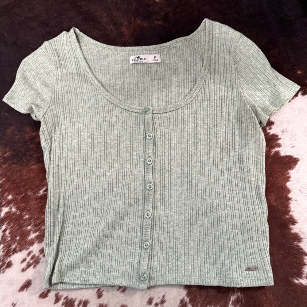 Hollister Sage Button-Up Ribbed Tee